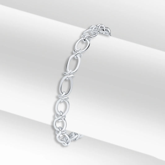 Silver 6.2mm Handmade Oval Knot Chain bracelet.
