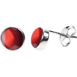Silver & garnet 7mm stud earrings.